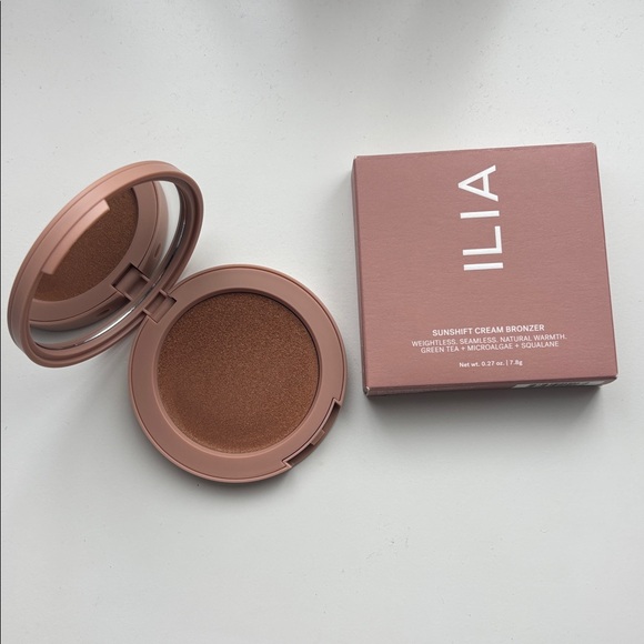 🆕 ILIA | Sunshift Weightless Silky Cream Bronzer (RISE) - Picture 2 of 7